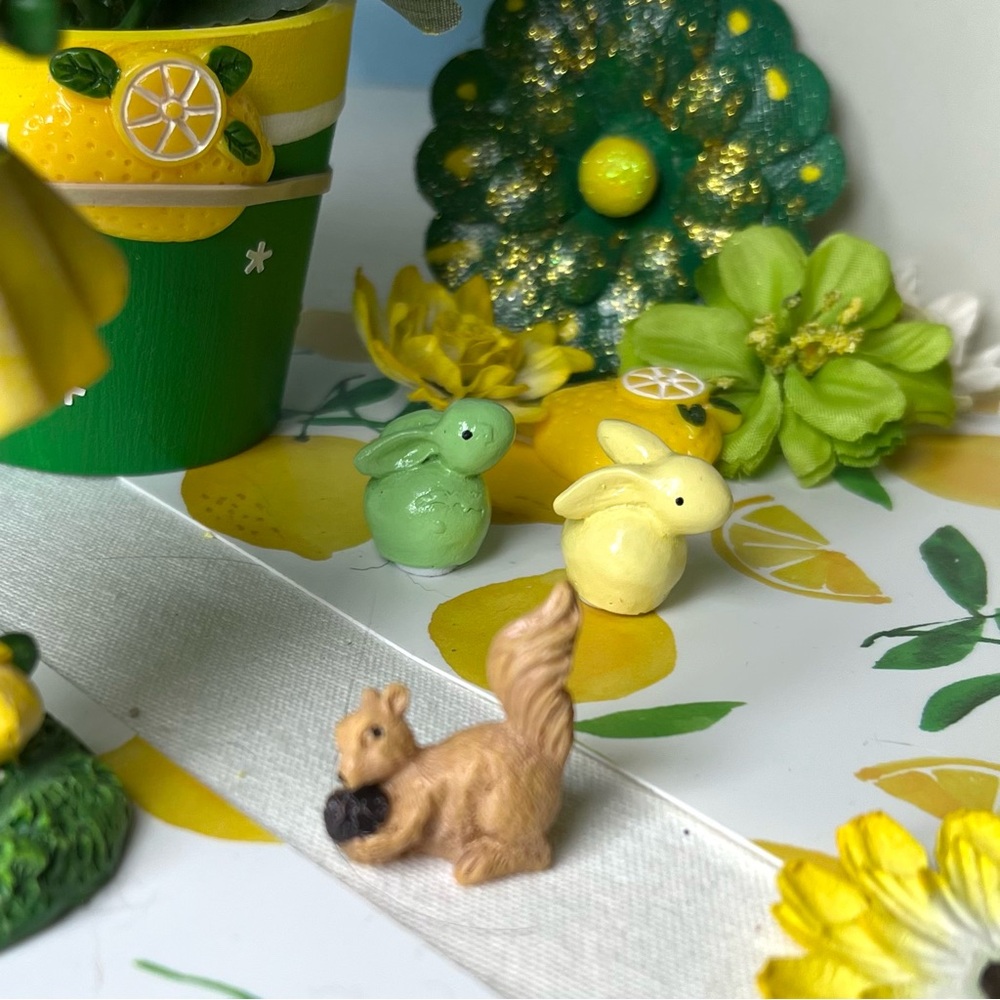LEMON DROP LANE MINI FAIRY GARDEN SET - Picture 3 of 16